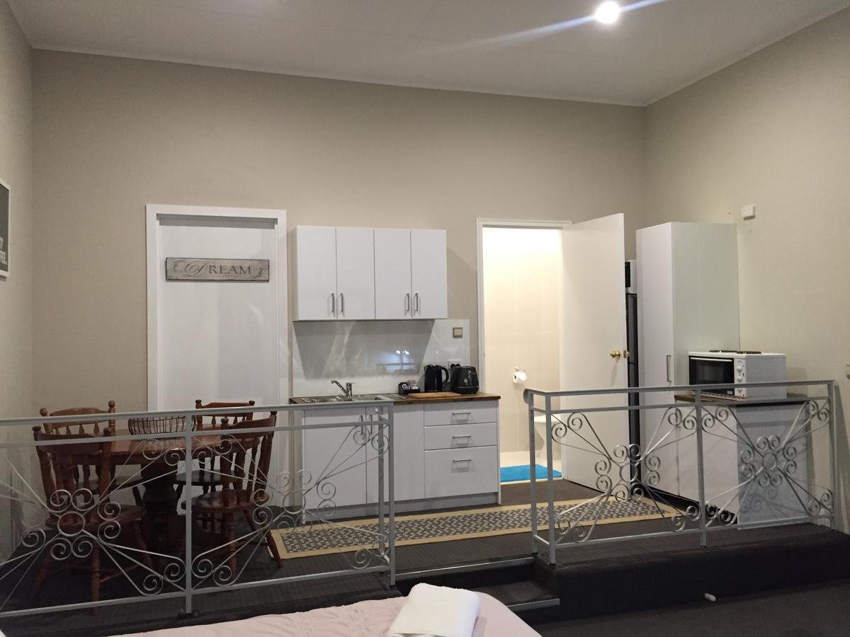 Fairway Manor Accommodation Northam Extérieur photo