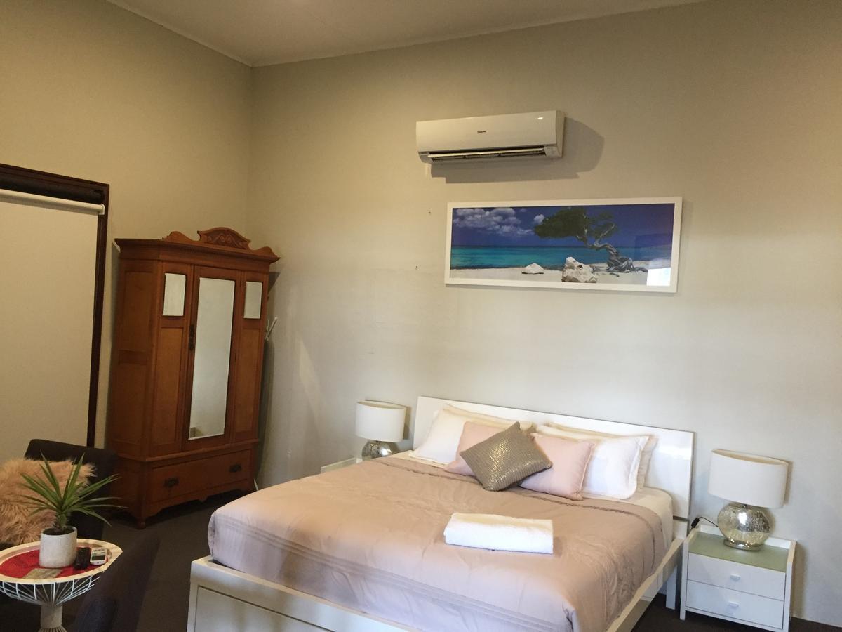 Fairway Manor Accommodation Northam Extérieur photo